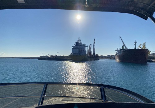 Hire a Boat Shipping Company in Miami